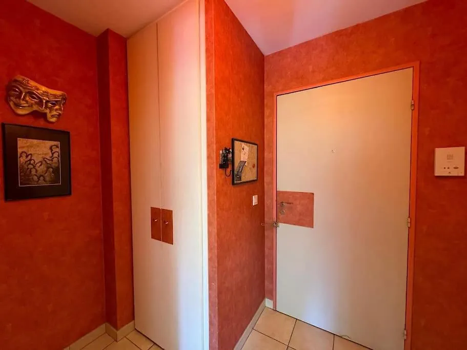 Stylish 1Br With Peaceful Garden In 18Th District Apartment Paris